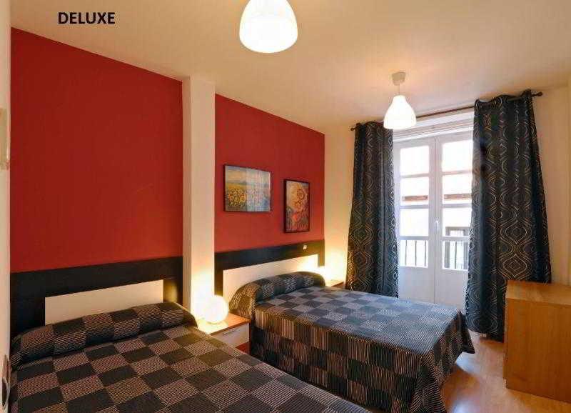Apartamentos El Tiempo Мадрид Экстерьер фото